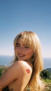 video tante jepang nyanyi lagu bahasa campur viral