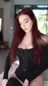 video gadis arab nyanyi lagu bahasa campur viral