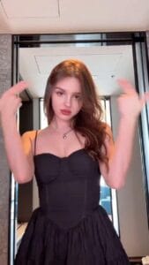 video kreator jepang ngonten bareng teman kelas viral